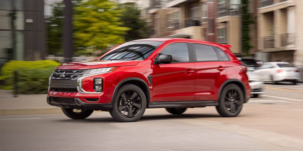 New Mitsubishi Outlander Driving in the DFW area