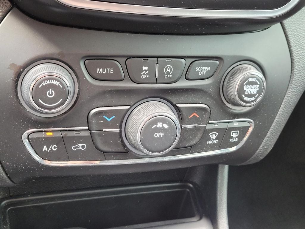 2020 Jeep Cherokee Latitude