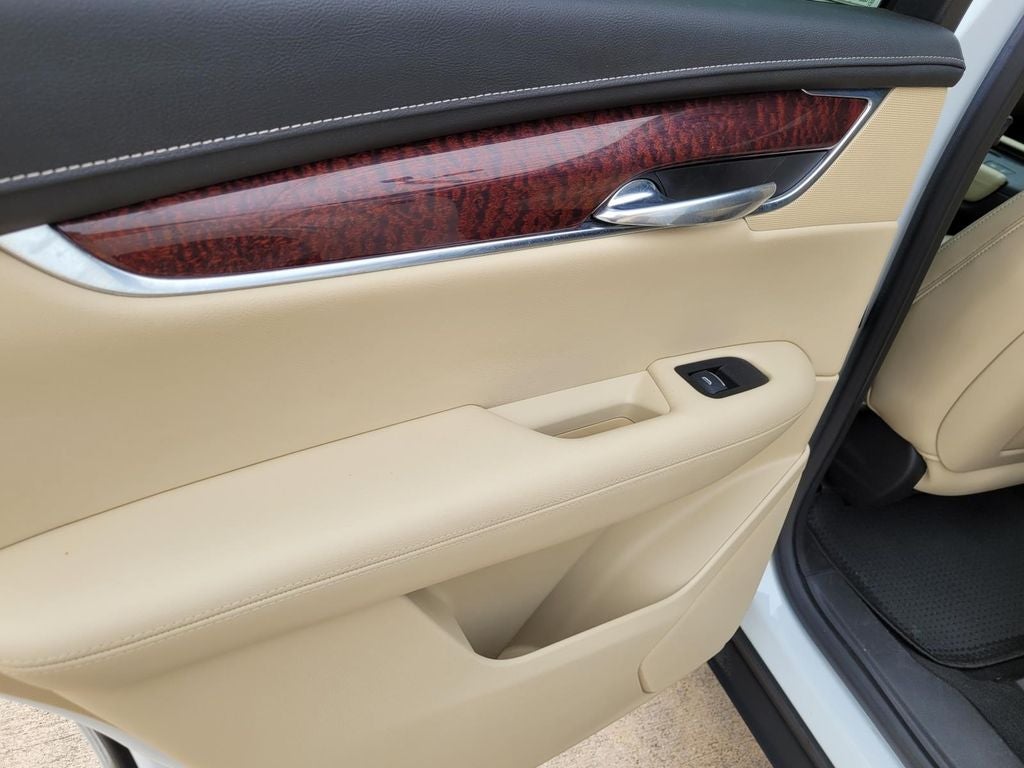 2017 Cadillac XT5 Premium Luxury FWD
