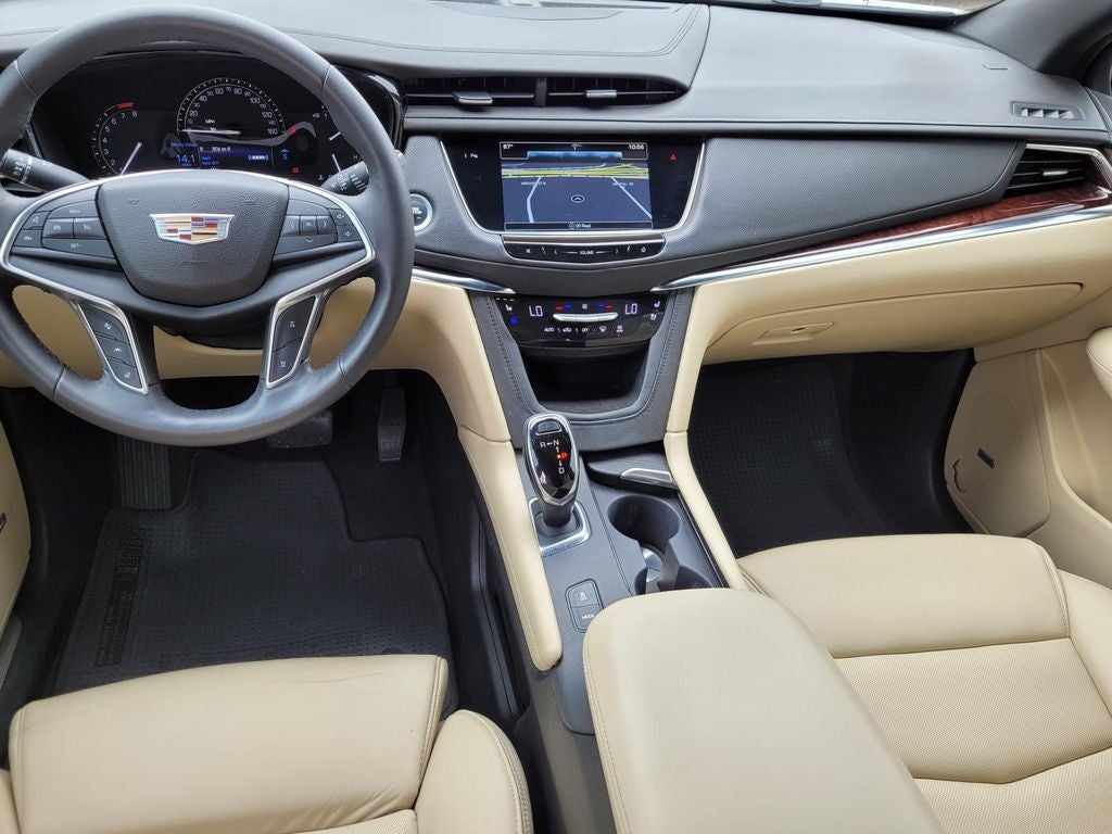 2017 Cadillac XT5 Premium Luxury FWD