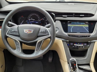2017 Cadillac XT5 Premium Luxury FWD