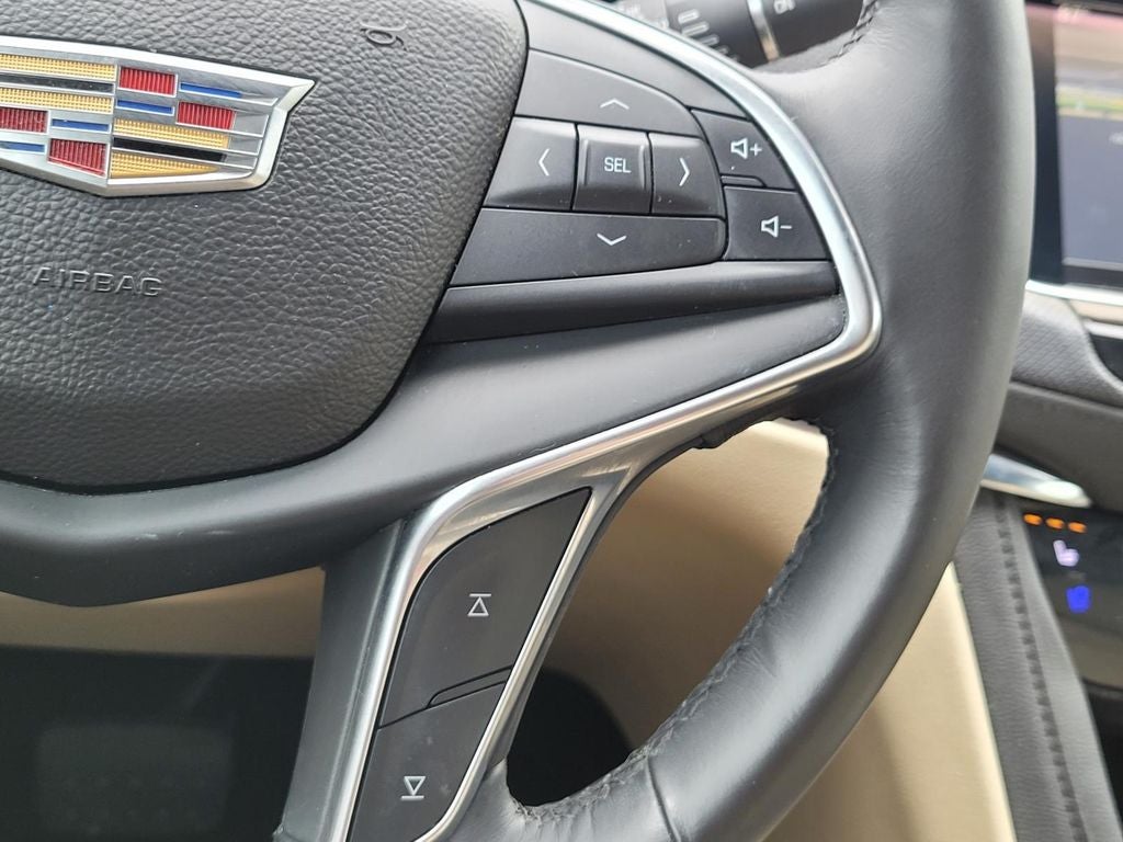 2017 Cadillac XT5 Premium Luxury FWD