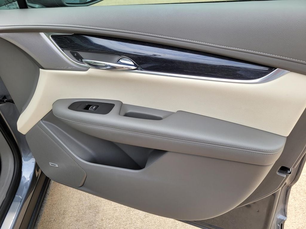 2020 Cadillac XT6 FWD Premium Luxury