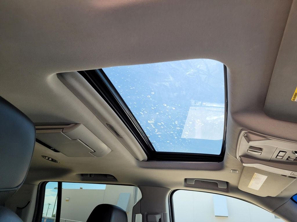 2018 Cadillac Escalade ESV Luxury
