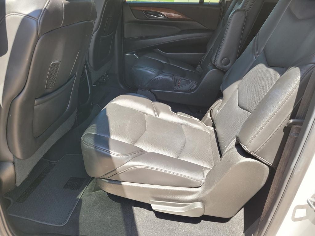 2018 Cadillac Escalade ESV Luxury