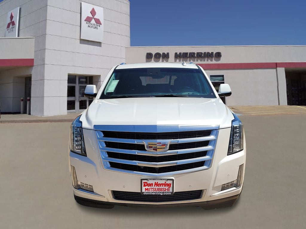 2018 Cadillac Escalade ESV Luxury
