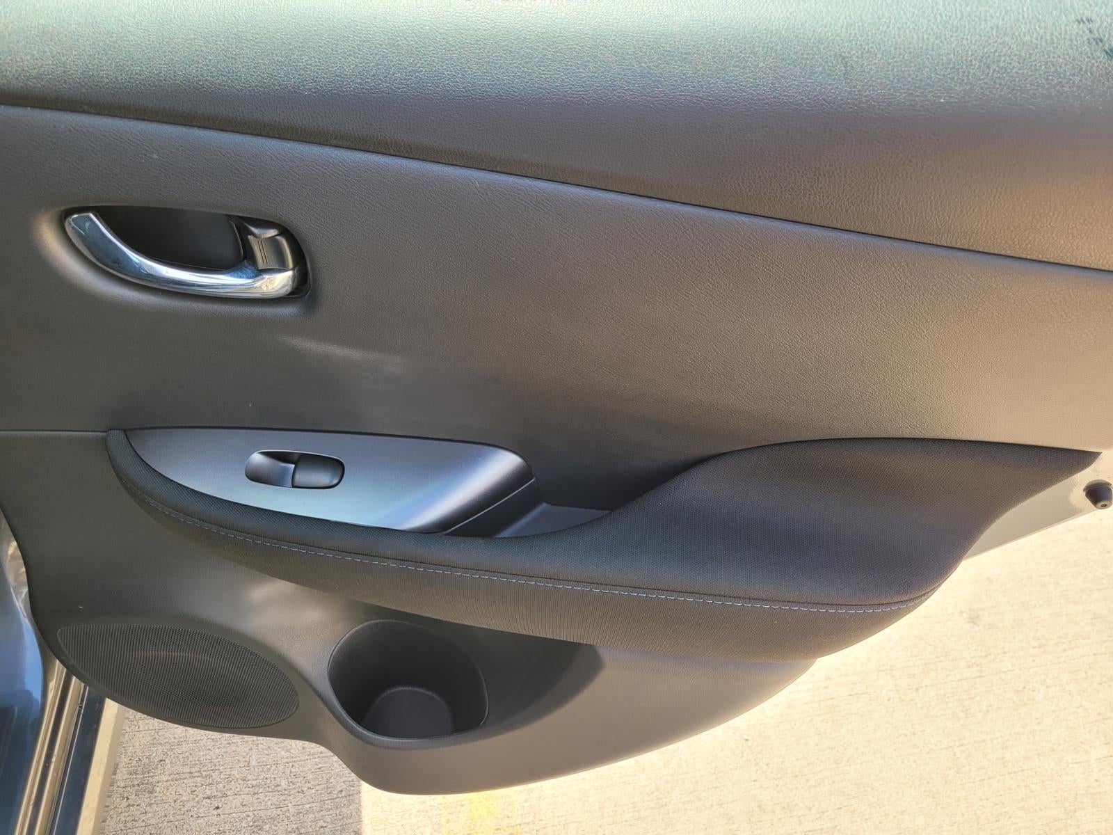 2023 Nissan LEAF S