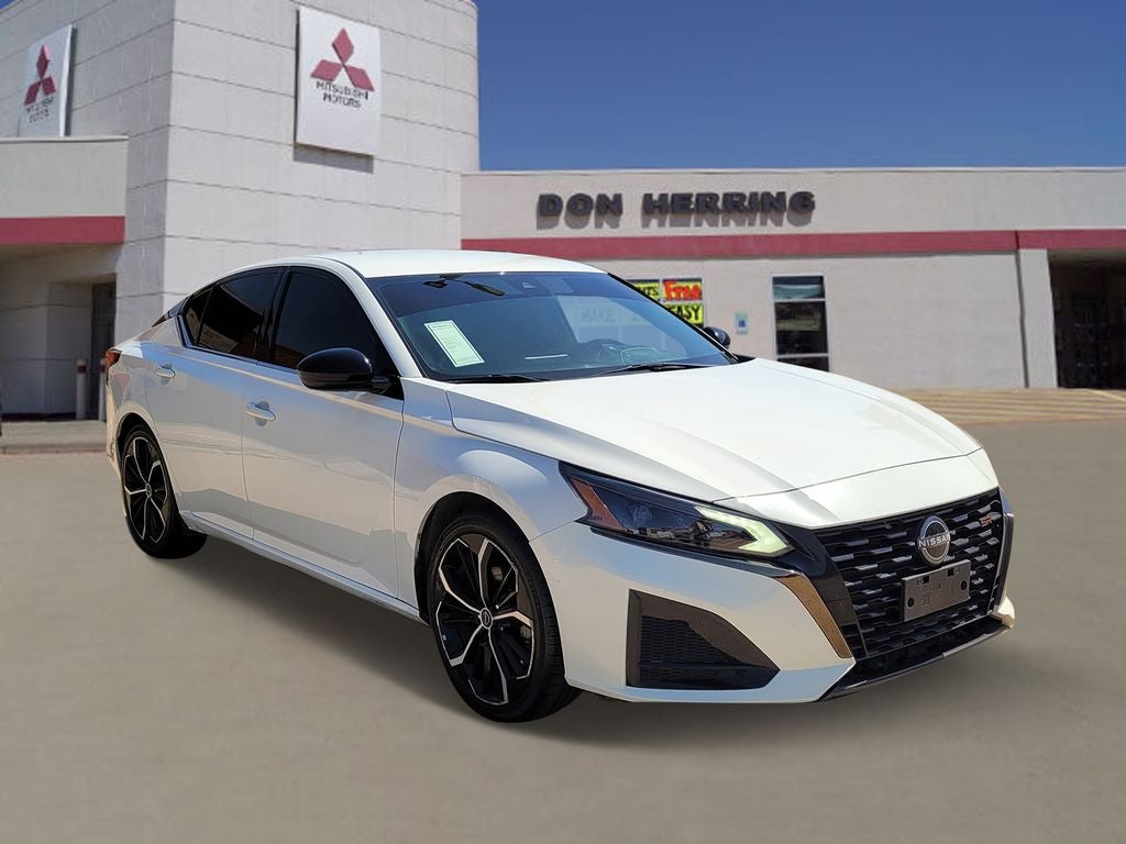 2023 Nissan Altima 2.5 SR