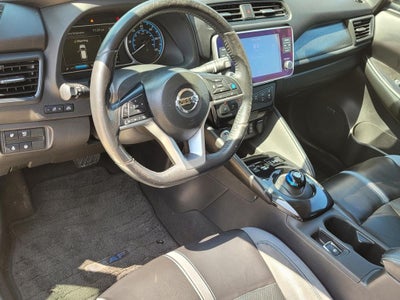 2022 Nissan LEAF SL PLUS