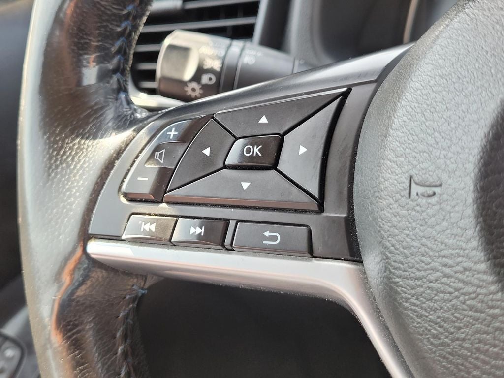 2022 Nissan LEAF SL PLUS