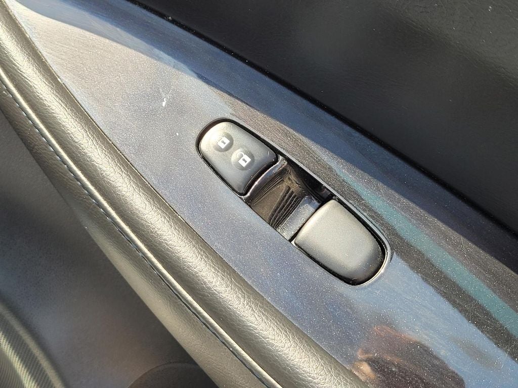 2022 Nissan LEAF SL PLUS