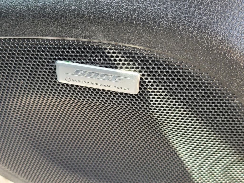 2022 Nissan LEAF SL PLUS