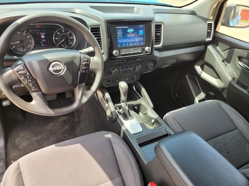 2023 Nissan Frontier SV