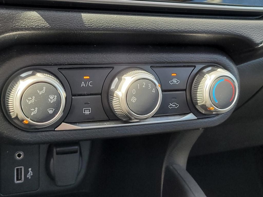 2022 Nissan Versa S