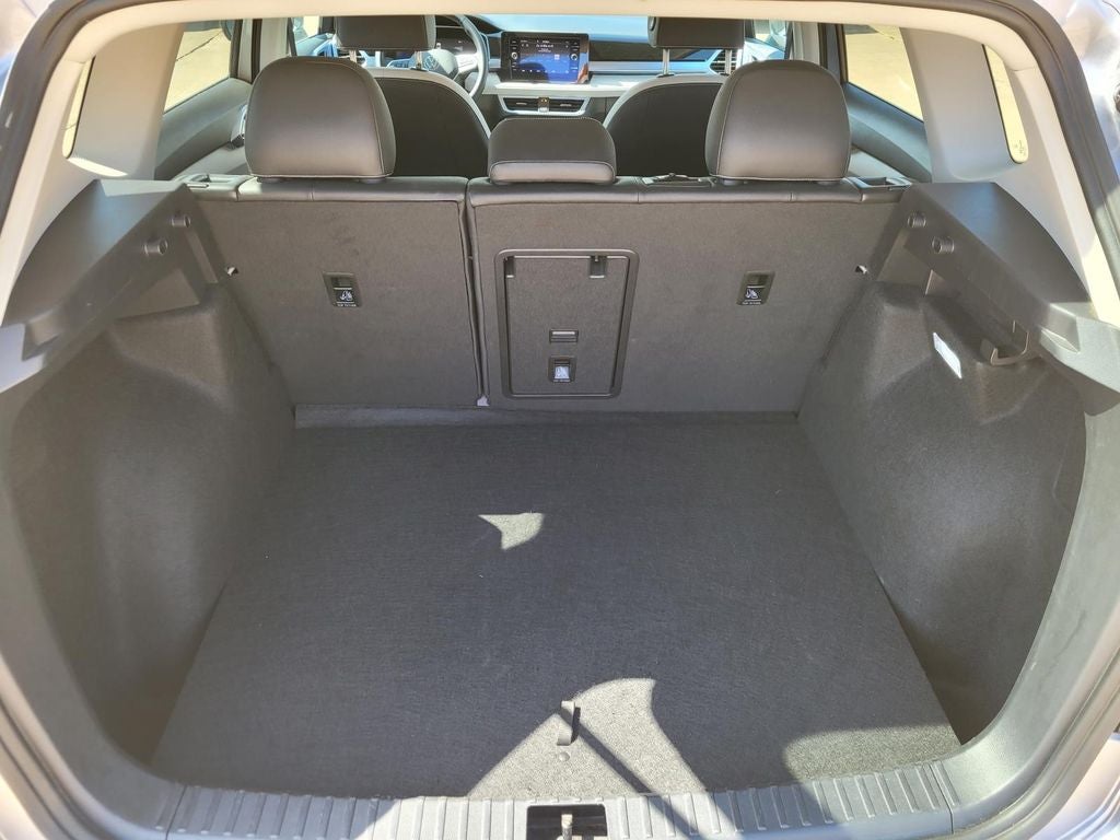 2025 Volkswagen Taos SE