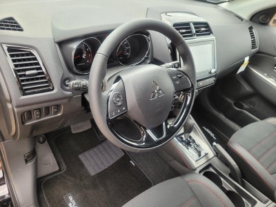 2027 Mitsubishi Outlander Sport SE