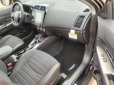 2027 Mitsubishi Outlander Sport SE