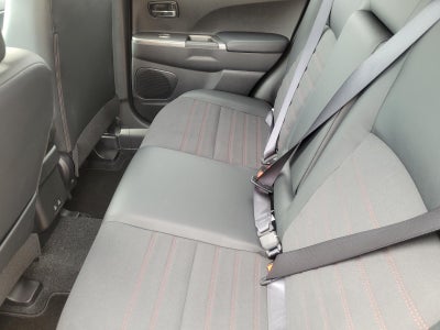 2027 Mitsubishi Outlander Sport SE