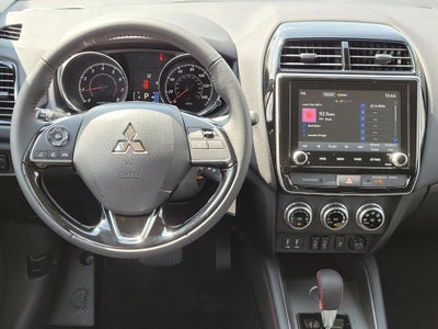 2027 Mitsubishi Outlander Sport LE