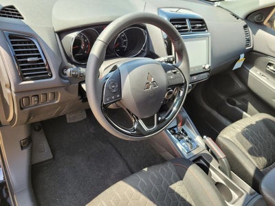 2027 Mitsubishi Outlander Sport LE