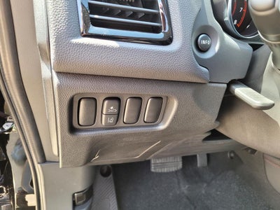 2027 Mitsubishi Outlander Sport LE