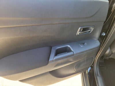 2027 Mitsubishi Outlander Sport LE