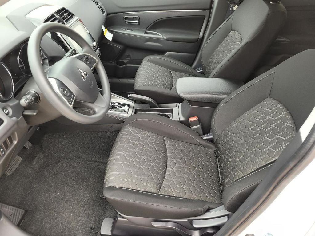 2026 Mitsubishi Outlander Sport ES
