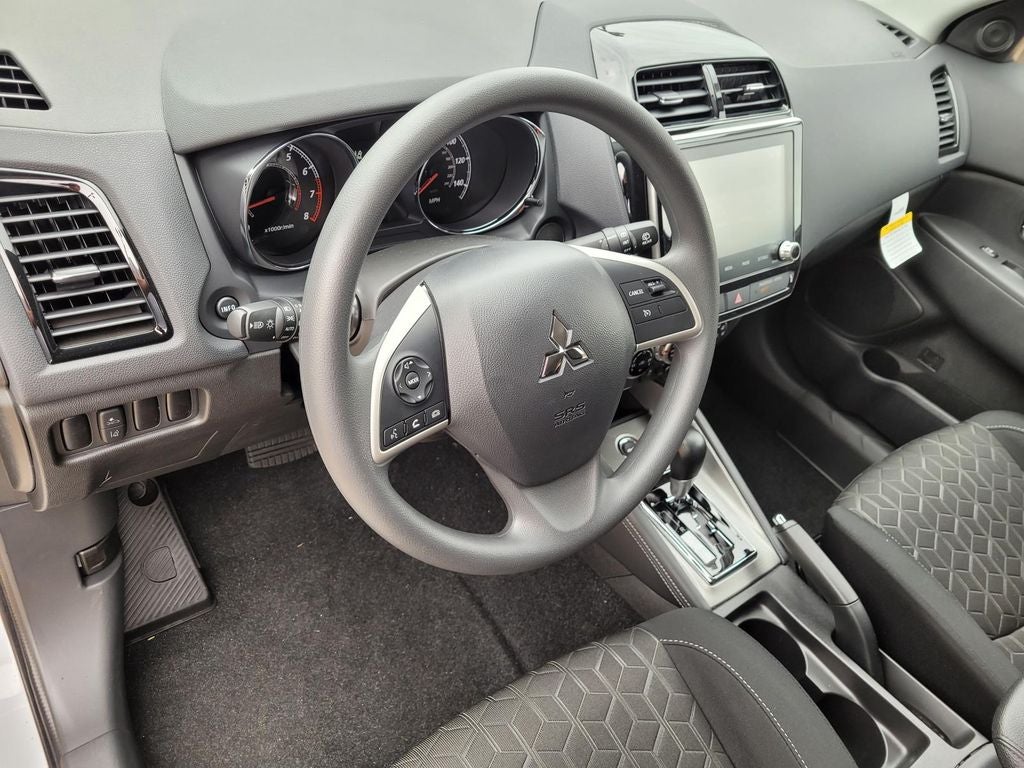 2026 Mitsubishi Outlander Sport ES