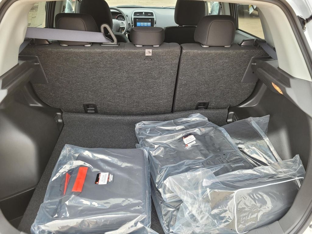 2026 Mitsubishi Outlander Sport ES