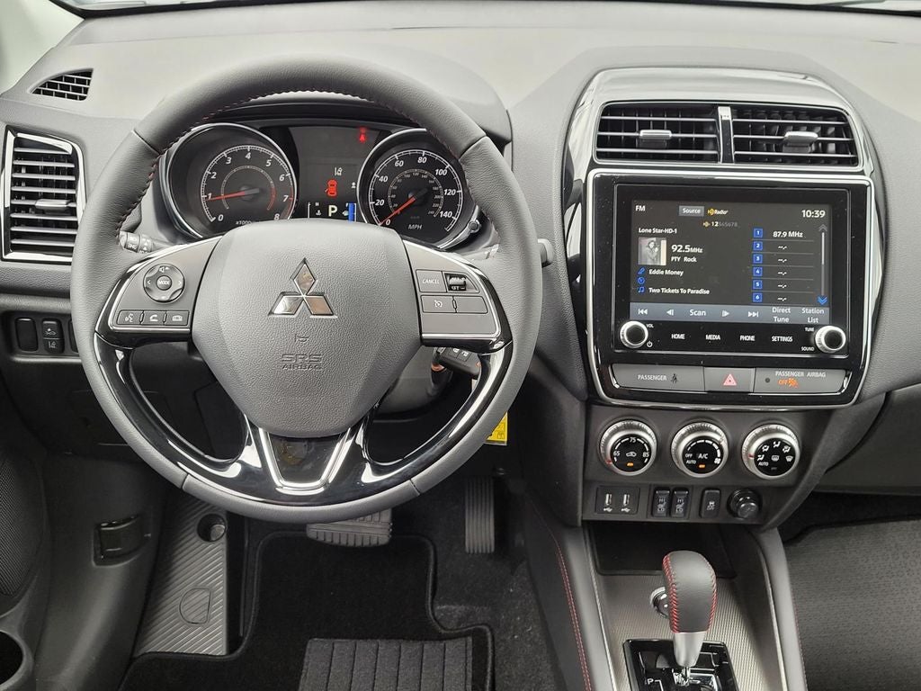 2026 Mitsubishi Outlander Sport LE