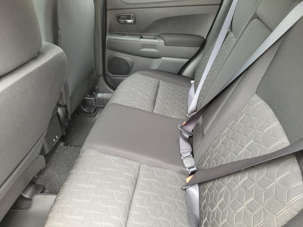 2026 Mitsubishi Outlander Sport LE