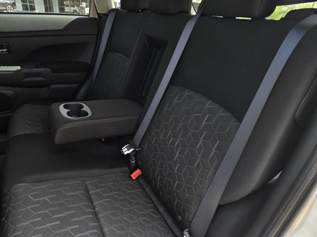 2026 Mitsubishi Outlander Sport ES