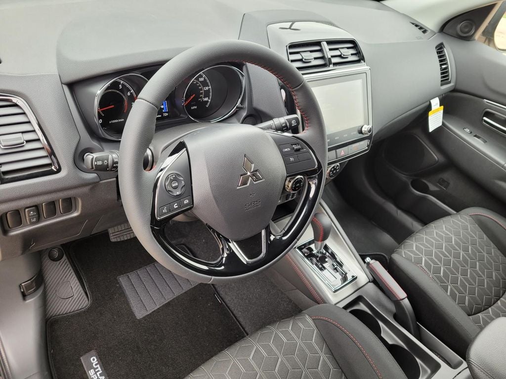 2026 Mitsubishi Outlander Sport LE