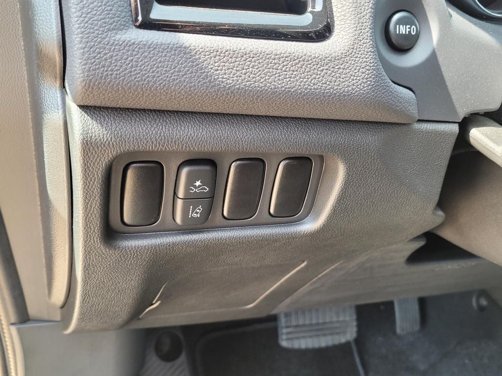 2026 Mitsubishi Outlander Sport ES