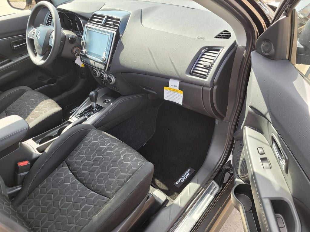 2026 Mitsubishi Outlander Sport ES