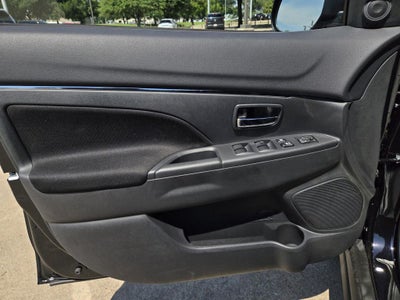 2026 Mitsubishi Outlander Sport LE