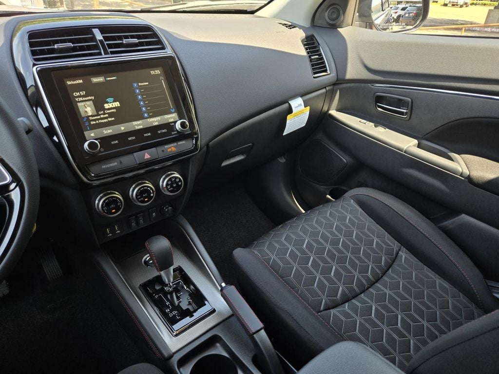 2026 Mitsubishi Outlander Sport LE