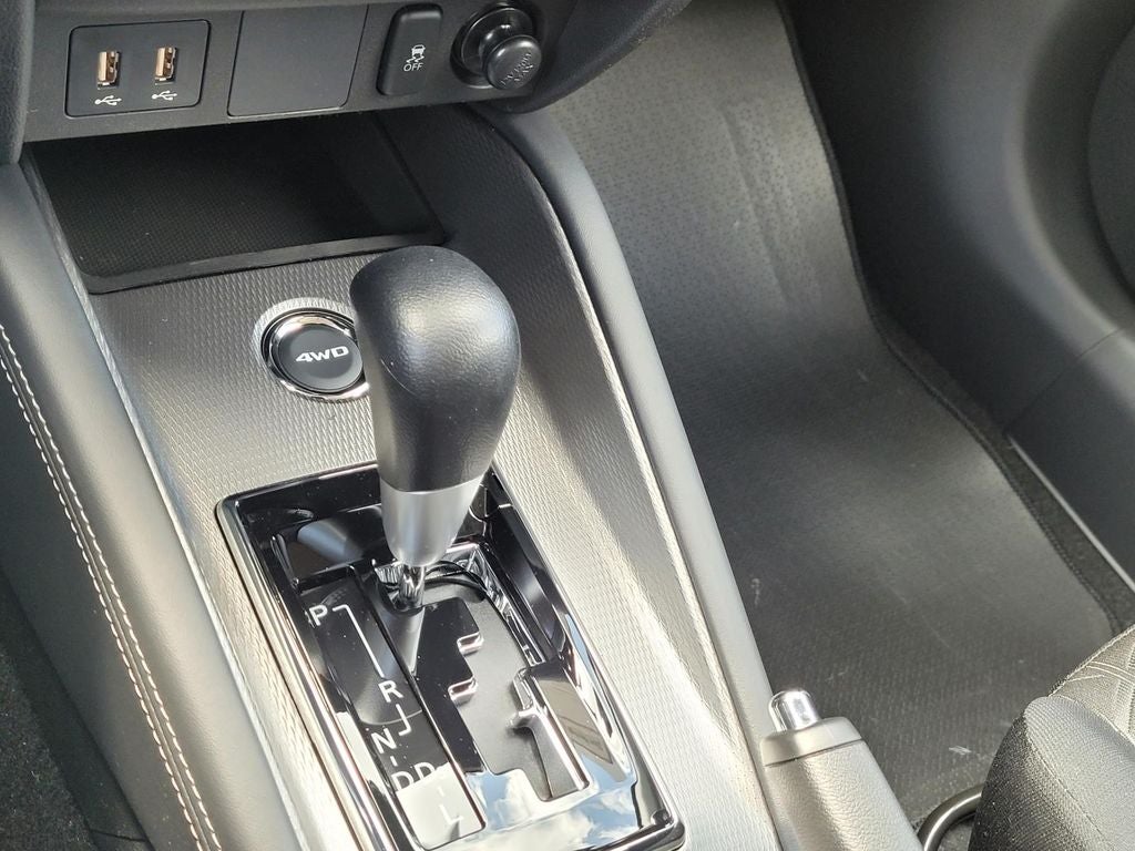 2026 Mitsubishi Outlander Sport ES