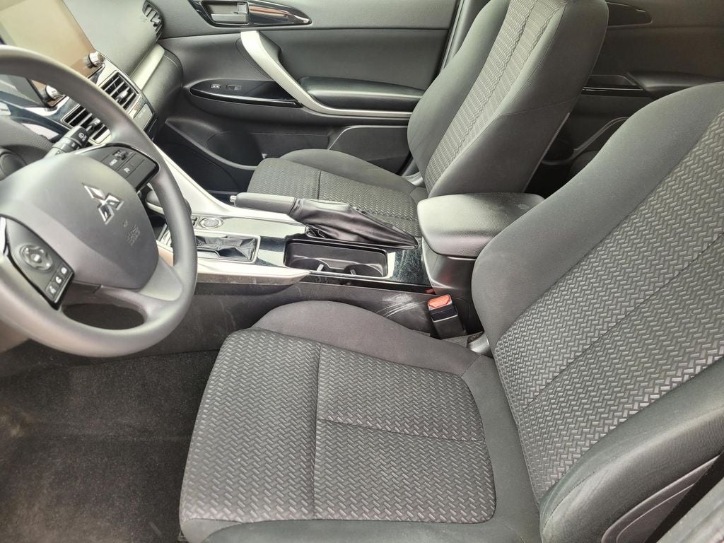 2023 Mitsubishi Eclipse Cross LE