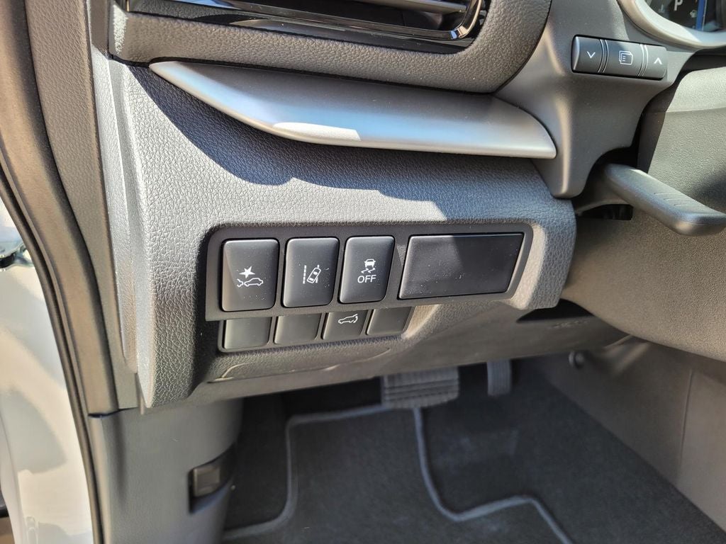 2026 Mitsubishi Eclipse Cross SE