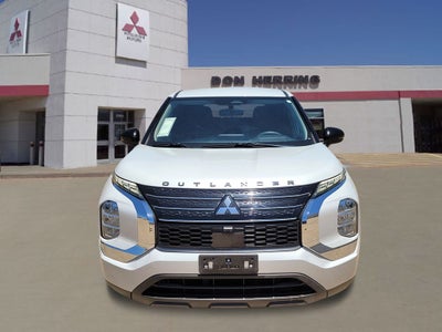 2022 Mitsubishi Outlander ES