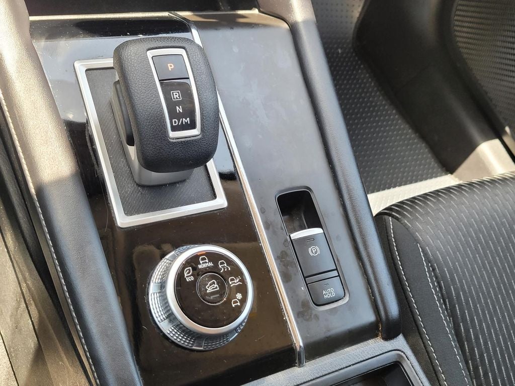 2022 Mitsubishi Outlander ES