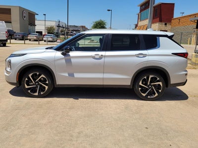 2022 Mitsubishi Outlander ES