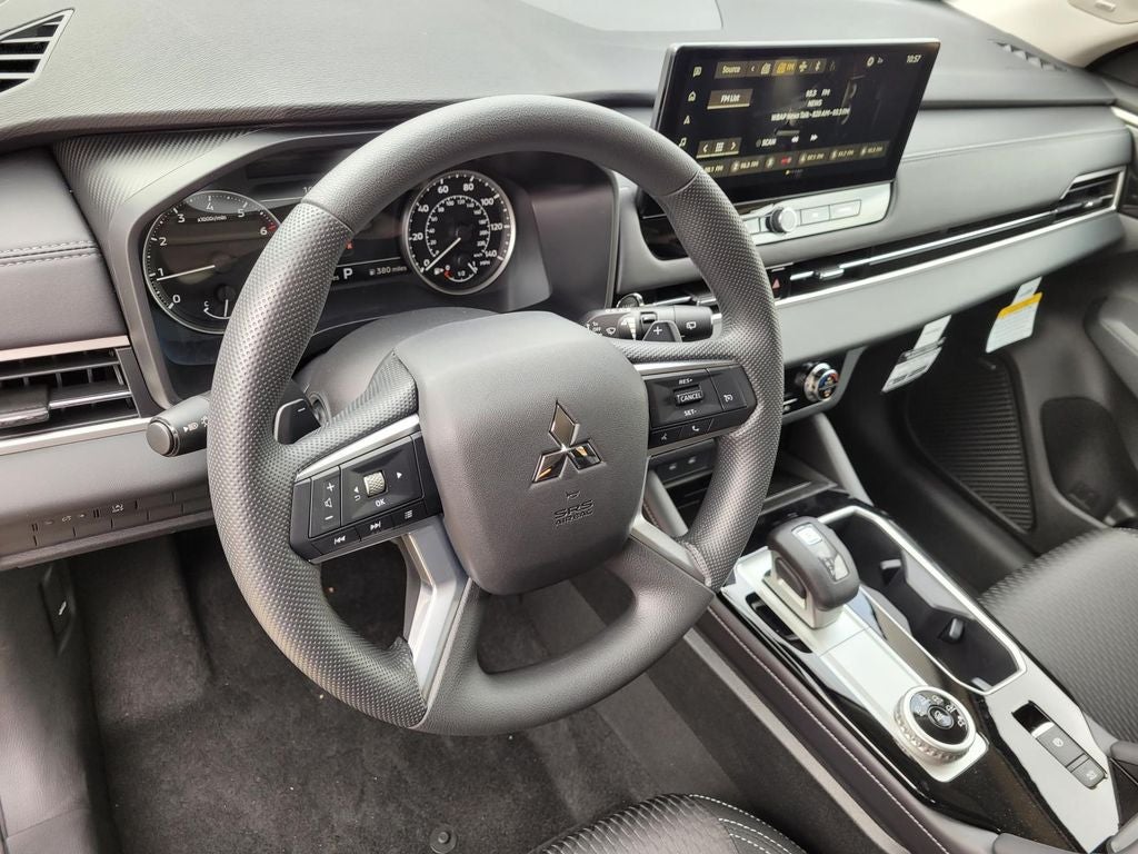 2026 Mitsubishi Outlander ES