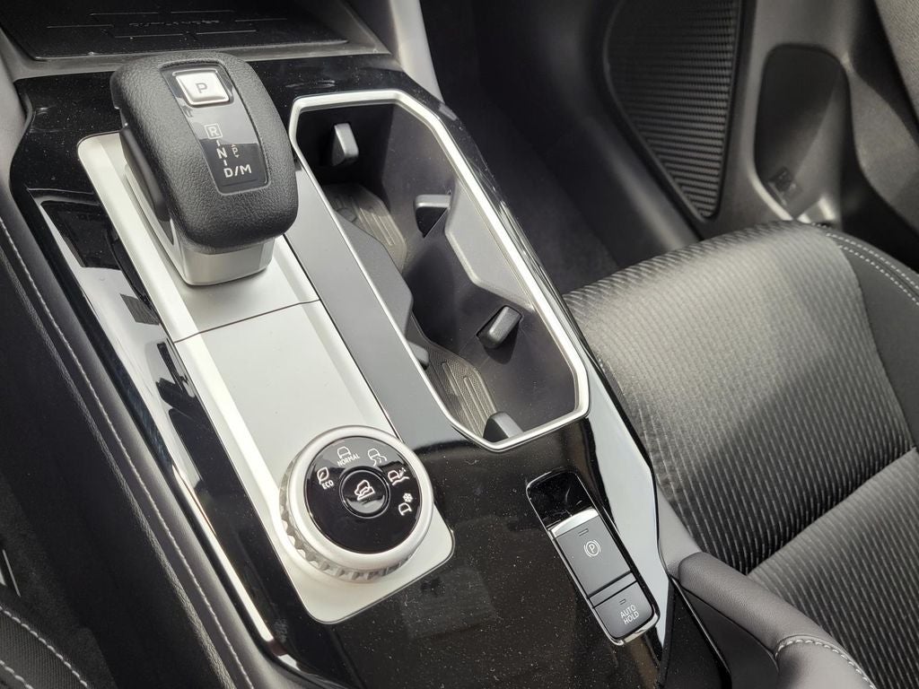 2026 Mitsubishi Outlander ES