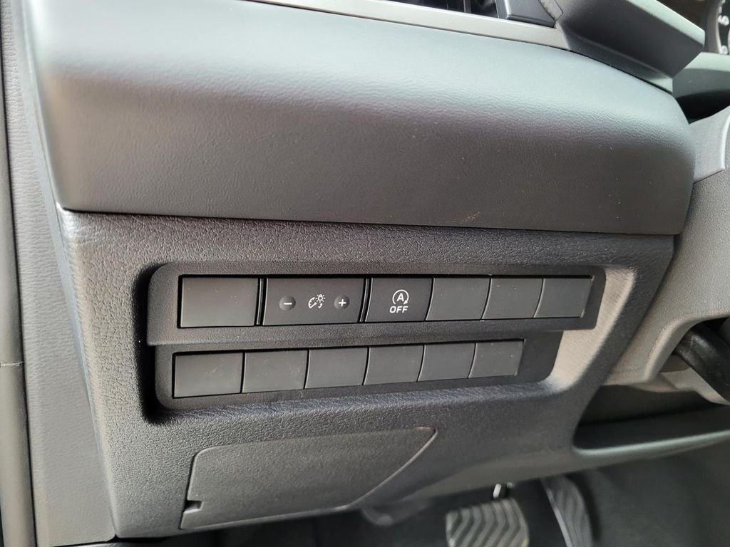 2026 Mitsubishi Outlander ES