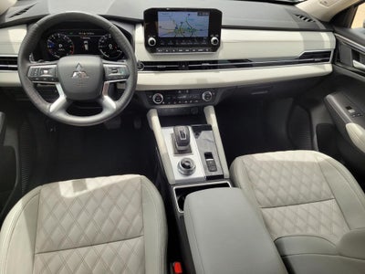 2023 Mitsubishi Outlander SEL