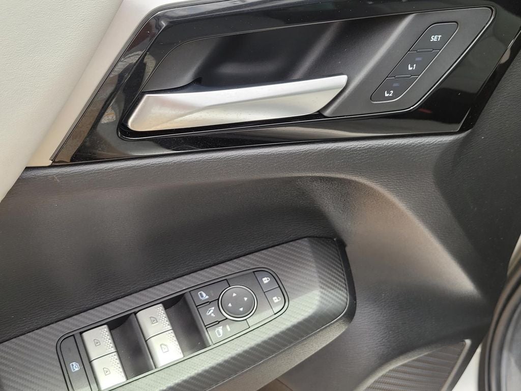 2023 Mitsubishi Outlander SEL
