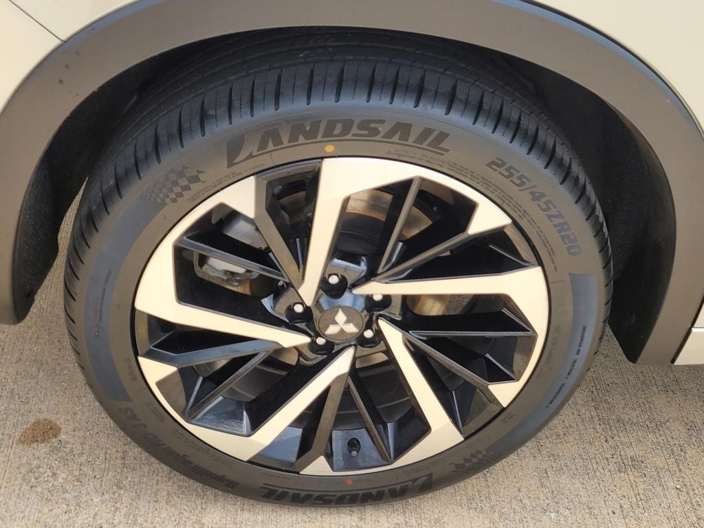 2023 Mitsubishi Outlander SEL