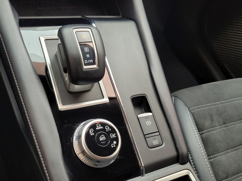 2024 Mitsubishi Outlander SE Black Edition